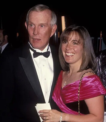  Tom Smothers with his current wife.